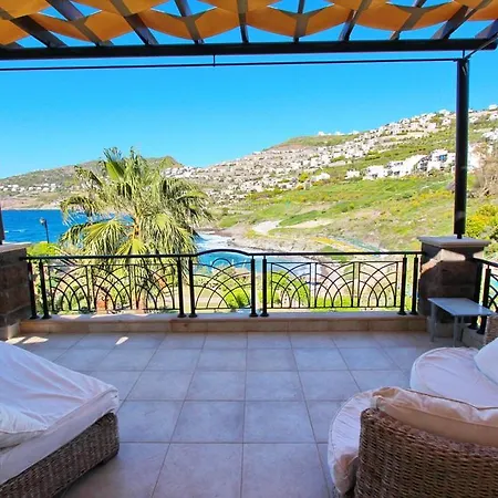 Villa Beach Front Yalikavak